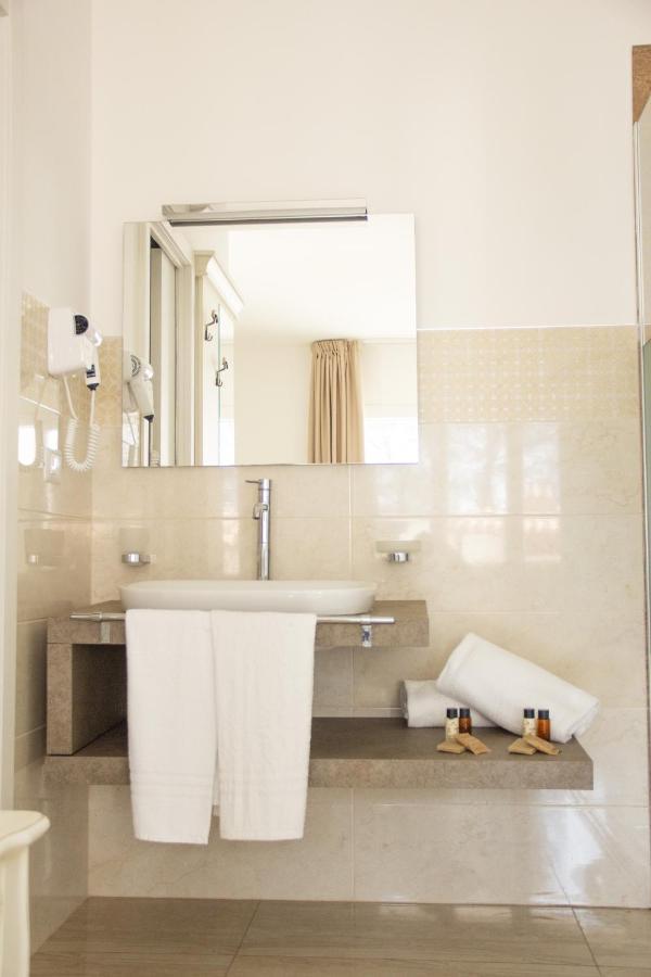 B&B Imperial Exclusive Rooms & Breakfast Porto Cesareo Ngoại thất bức ảnh