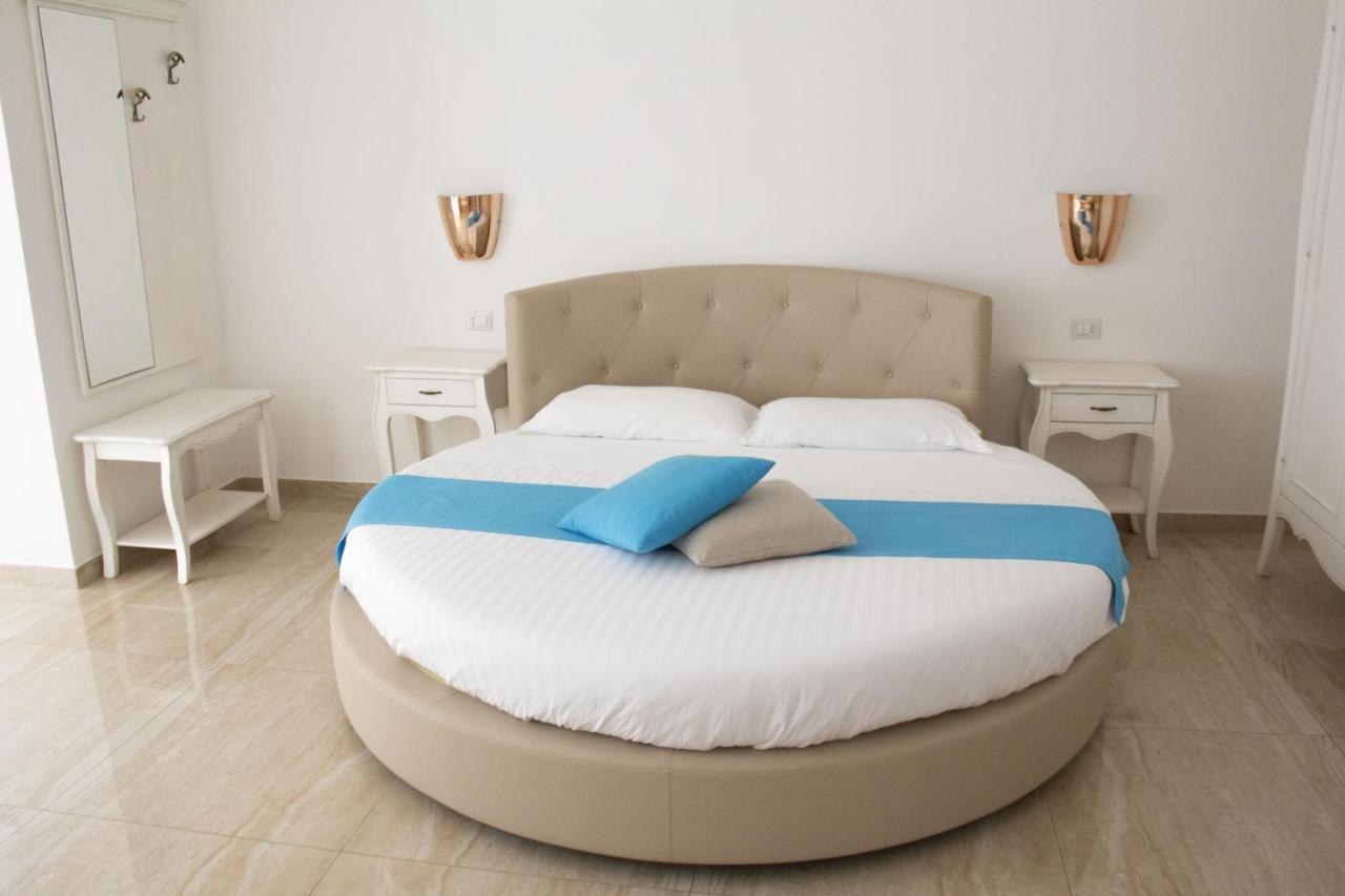 B&B Imperial Exclusive Rooms & Breakfast Porto Cesareo Ngoại thất bức ảnh