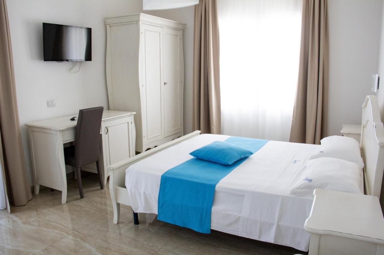 B&B Imperial Exclusive Rooms & Breakfast Porto Cesareo Ngoại thất bức ảnh