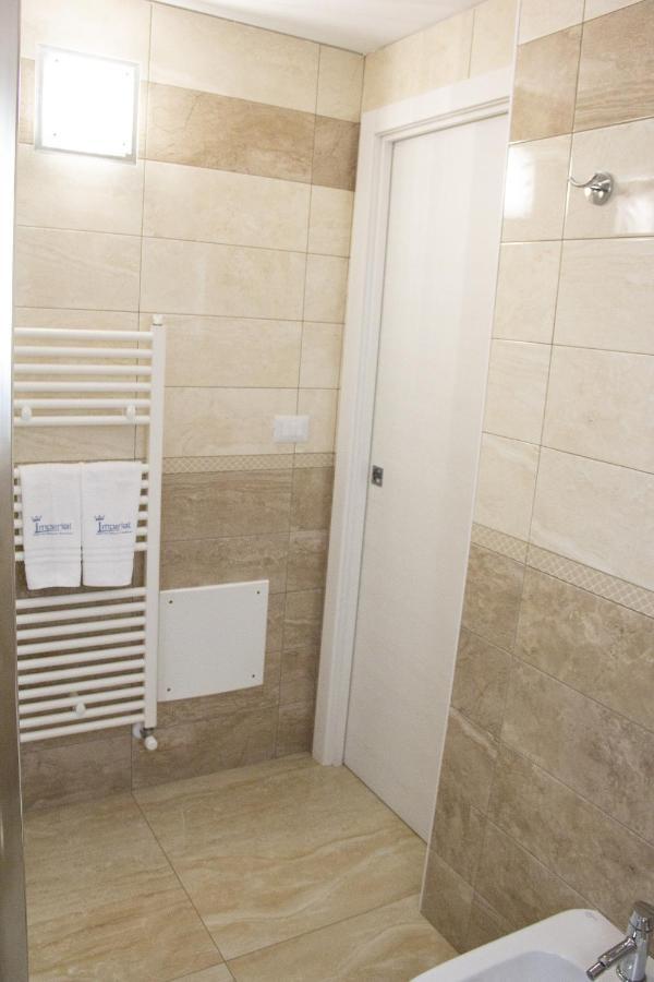 B&B Imperial Exclusive Rooms & Breakfast Porto Cesareo Ngoại thất bức ảnh