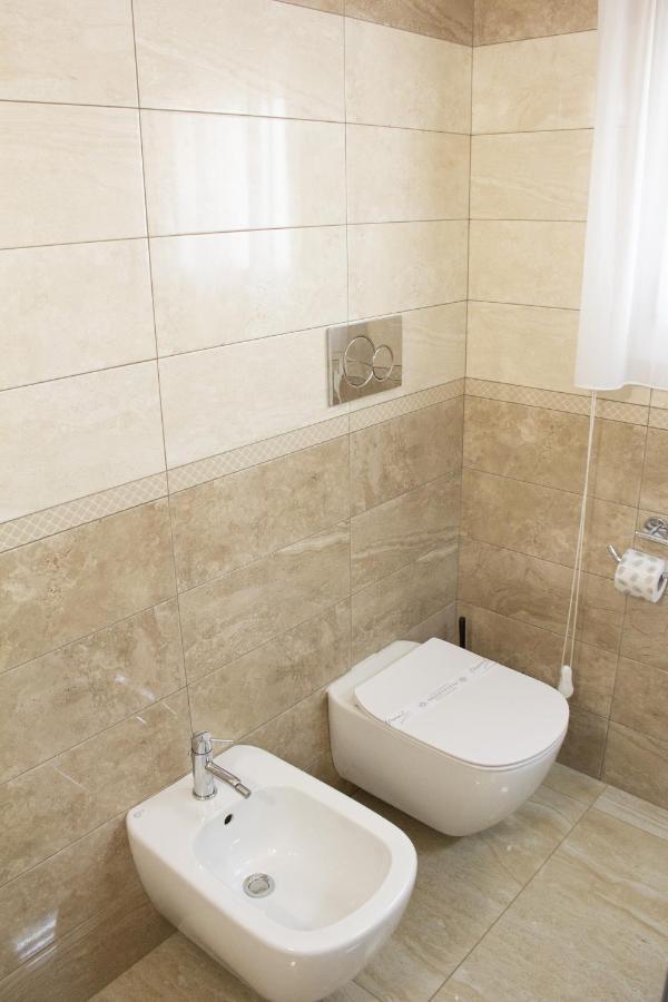 B&B Imperial Exclusive Rooms & Breakfast Porto Cesareo Ngoại thất bức ảnh