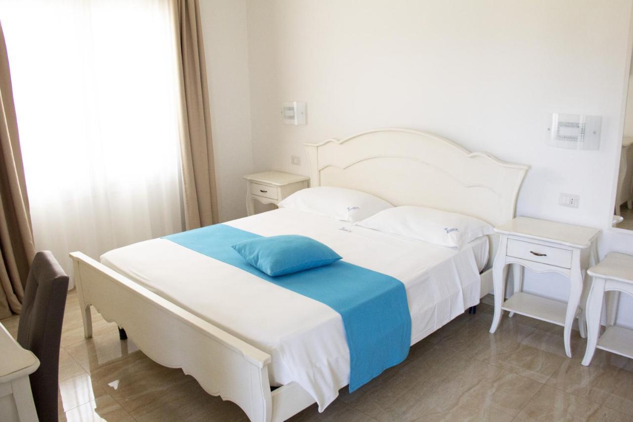B&B Imperial Exclusive Rooms & Breakfast Porto Cesareo Ngoại thất bức ảnh