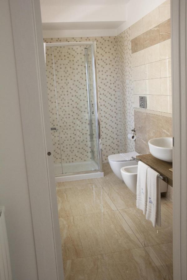 B&B Imperial Exclusive Rooms & Breakfast Porto Cesareo Ngoại thất bức ảnh